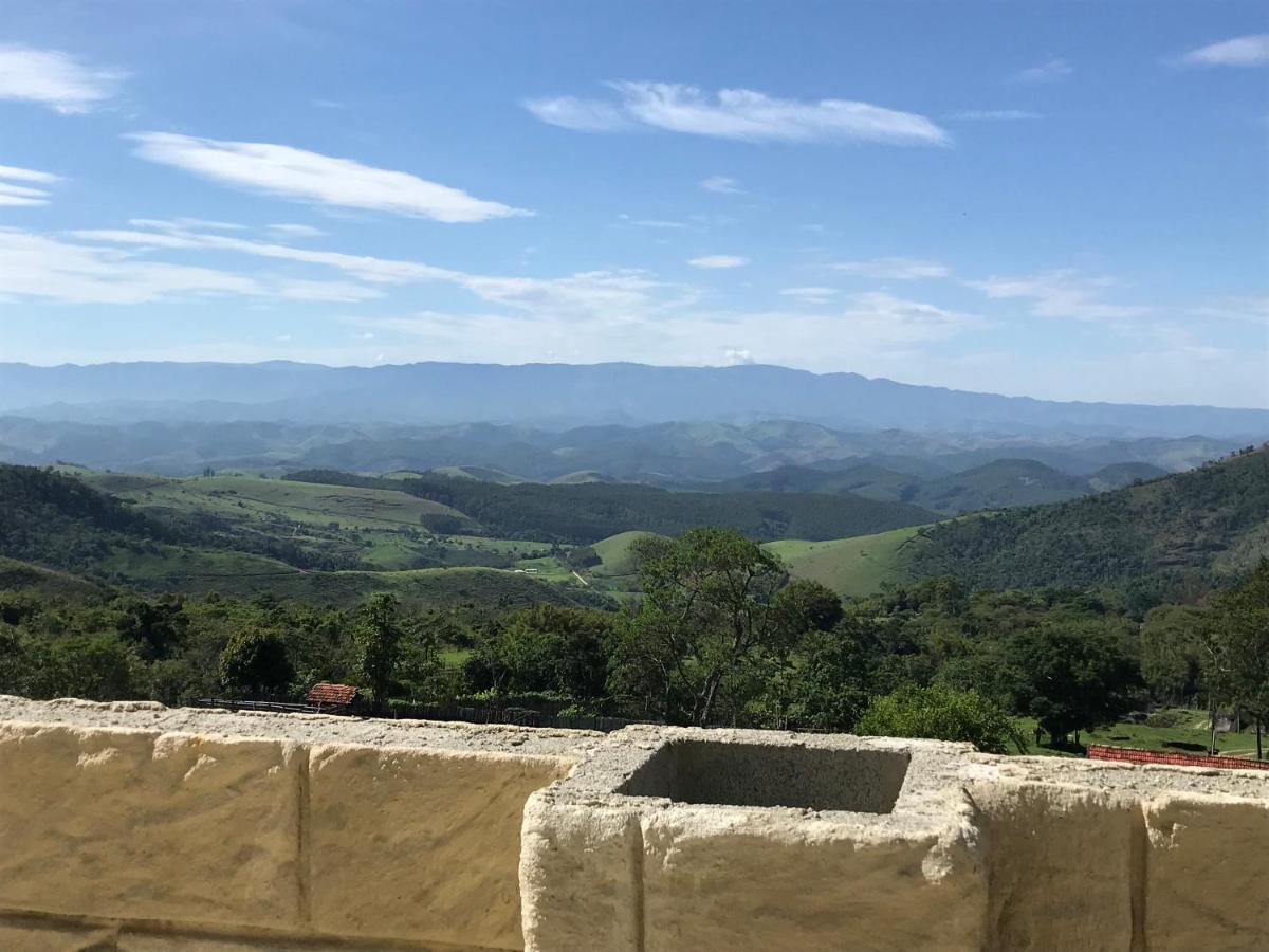 Hotel Fazenda Castelo Santa Clara لافرينهاس المظهر الخارجي الصورة