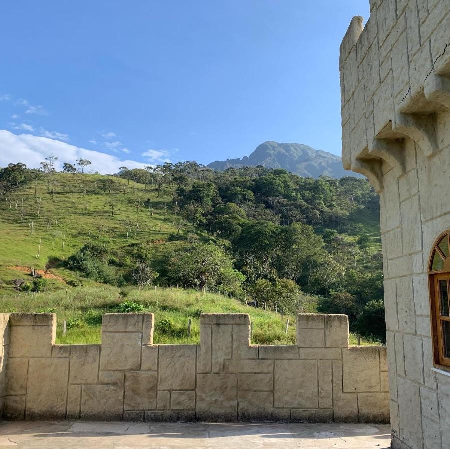 Hotel Fazenda Castelo Santa Clara لافرينهاس المظهر الخارجي الصورة